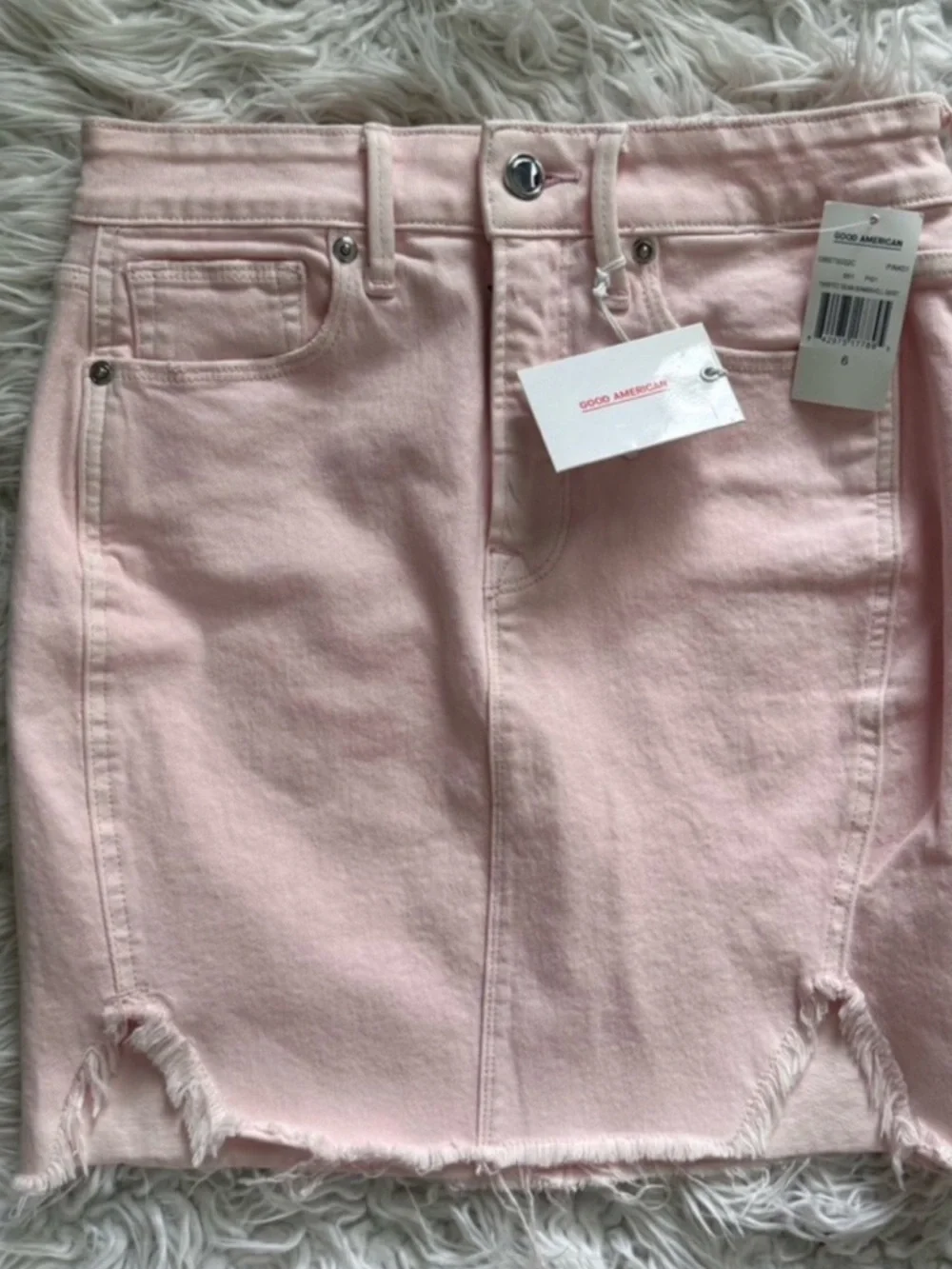 NWT Good American Twisted Seam Bombshell Denim Skirt
